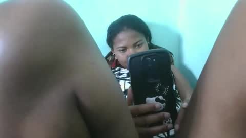 Snapshot of fenou122745 chatting on February 2, 6:28 pm fenou122745 online show from February 2, 6:28 pm