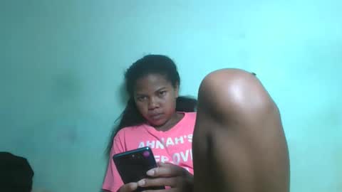 Snapshot of fenou122745 chatting on February 24, 7:34 pm fenou122745 online show from February 24, 7:34 pm