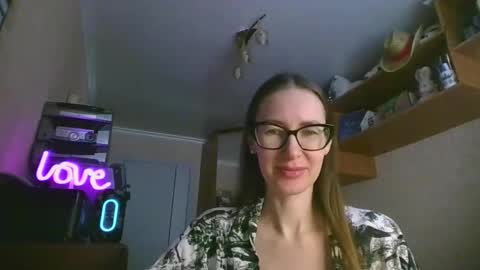 feraliss online show from February 1, 10:25 am