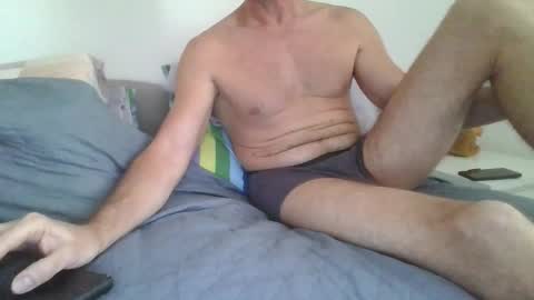 Snapshot of fergi1999 chatting on October 8, 2:04 pm fergi1999 online show from October 8, 2:04 pm