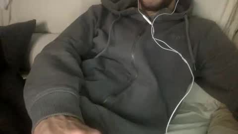 Snapshot of fernancanary chatting on April 3, 3:59 am fernancanary online show from April 3, 3:59 am