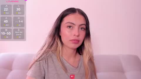 Snapshot of fernanda_aaa chatting on July 8, 4:11 pm fernanda online show from July 8, 4:11 pm