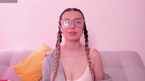 Snapshot of fernanda_aaa chatting on July 16, 3:29 pm fernanda online show from July 16, 3:29 pm