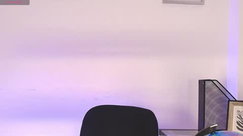 fernanda online show from April 1, 3:40 am