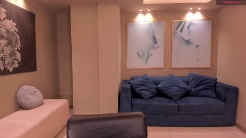 Snapshot of fernandax1_ chatting on January 30, 1:11 am FER online show from January 30, 1:11 am