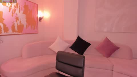 Snapshot of fernandax1_ chatting on February 5, 12:53 am FER online show from February 5, 12:53 am