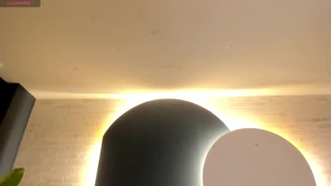 Snapshot of fernandax1_ chatting on February 20, 9:55 am FER online show from February 20, 9:55 am