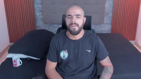 Snapshot of ferpaisa2024 chatting on October 29, 3:20 am insta ferxx1210 Fercho online show from October 29, 3:20 am