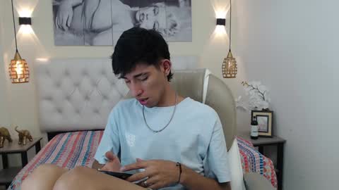 FER PHOENIX online show from February 4, 3:22 am