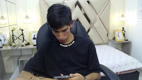 FER PHOENIX online show from February 18, 9:54 am