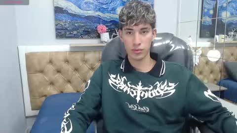 Snapshot of ferphoenix_ chatting on February 22, 12:58 pm FER PHOENIX online show from February 22, 12:58 pm