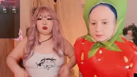 Snapshot of ferry_tail chatting on December 13, 5:00 pm ferry_tail online show from December 13, 5:00 pm