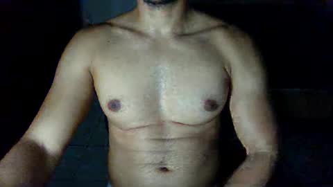 Snapshot of fessmm chatting on November 3, 11:37 pm Fe online show from November 3, 11:37 pm