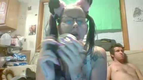gummybear101 online show from September 27, 10:20 am