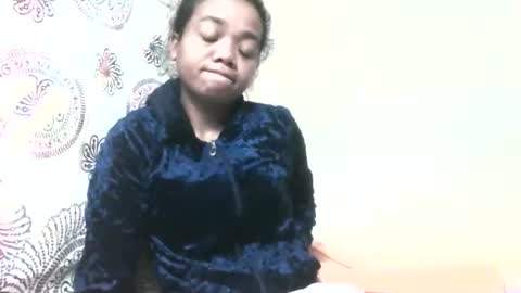 Snapshot of fetranialdy chatting on May 23, 4:18 am fetranialdy online show from May 23, 4:18 am