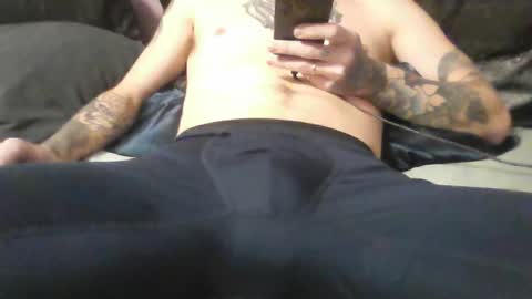 Snapshot of feuerfrei971 chatting on January 6, 4:00 pm feuerfrei971 online show from January 6, 4:00 pm