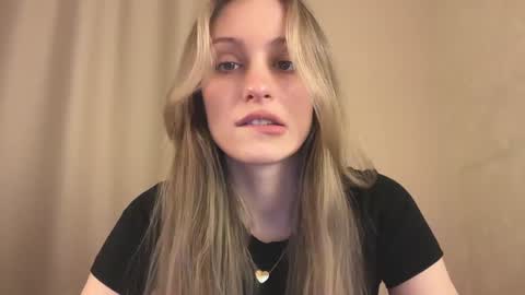 Lisa online show from January 20, 1:00 pm