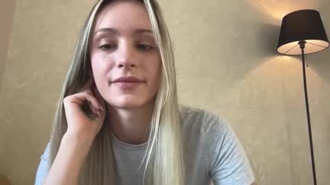 Lisa online show from September 27, 5:01 am