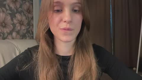 Lisa online show from May 20, 2:23 pm