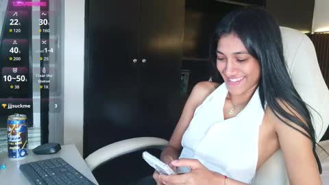 Freyja  online show from January 8, 5:26 pm