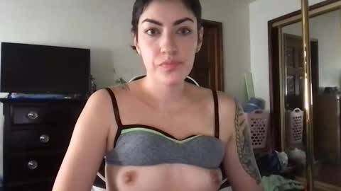 fgsammie online show from October 29, 8:54 pm