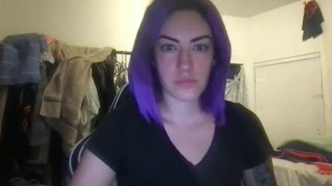 fgsammie online show from April 18, 3:32 am