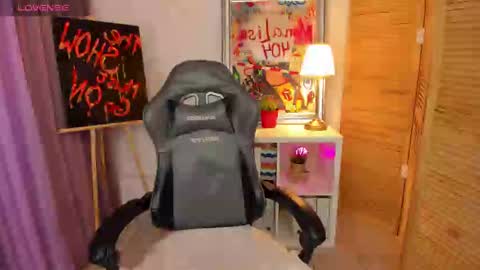 Snapshot of fiamoory chatting on February 3, 1:30 am fiamoory online show from February 3, 1:30 am