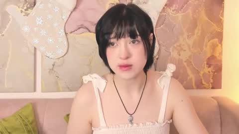 fiamoory online show from December 19, 1:23 am