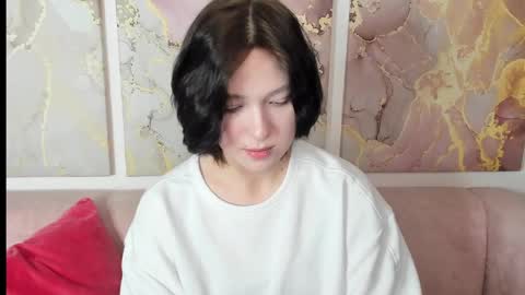 fiamoory online show from April 21, 1:42 am