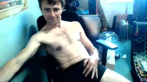 Snapshot of fiddy5 chatting on June 7, 2:21 pm fiddy5 online show from June 7, 2:21 pm