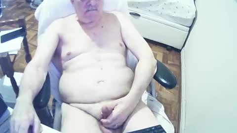 filhober online show from February 26, 6:11 pm