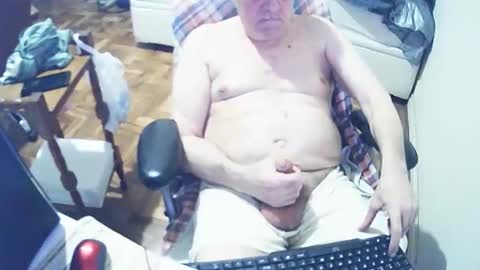 filhober online show from October 6, 1:58 am