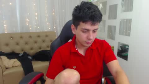 Snapshot of filipdaviex chatting on December 4, 3:32 pm Filip David online show from December 4, 3:32 pm