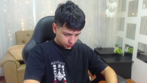 Snapshot of filipdaviex chatting on December 14, 1:05 pm Filip David online show from December 14, 1:05 pm