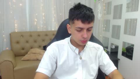 Snapshot of filipdaviex chatting on December 20, 1:22 pm Filip David online show from December 20, 1:22 pm