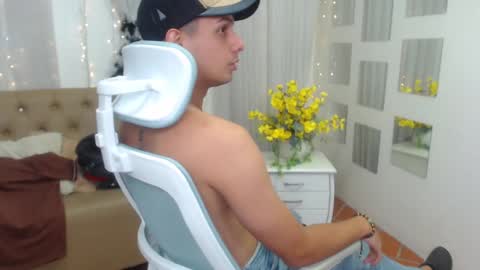 Snapshot of filipdaviex chatting on January 17, 6:44 pm Filip David online show from January 17, 6:44 pm