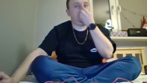 filipek757 online show from December 28, 5:14 pm