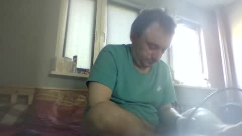 Snapshot of filipek757 chatting on May 3, 11:05 am filipek757 online show from May 3, 11:05 am