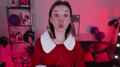 Snapshot of filipinaadams chatting on December 25, 8:29 am cap and Lana online show from December 25, 8:29 am