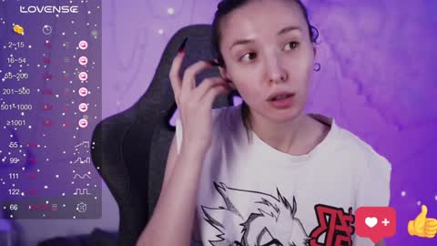 Snapshot of filipinaadams chatting on December 28, 8:05 am cap and Lana online show from December 28, 8:05 am