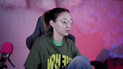 Snapshot of filipinaadams chatting on January 15, 1:52 pm cap and Lana online show from January 15, 1:52 pm