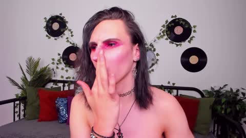 Honey Ill be waiting for you Tue Wed Thu Fri Sat Sun 10am-5pm online show from January 19, 1:12 pm