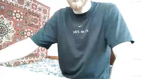 Snapshot of fillipsondon chatting on May 28, 8:00 am Whitechocolate online show from May 28, 8:00 am