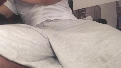 filouxx70 online show from October 24, 10:17 pm