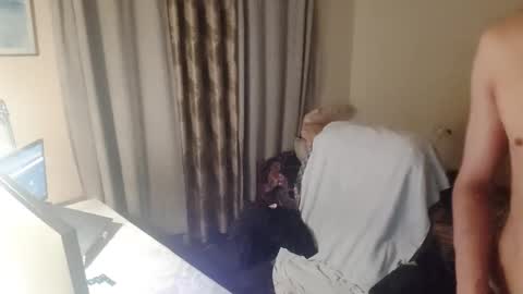 fin1904 online show from December 27, 7:46 pm