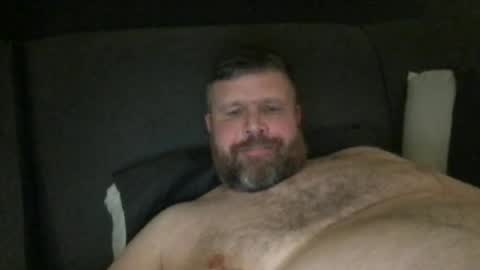 Snapshot of fin_dom_bear chatting on April 22, 10:00 pm fin bear dom online show from April 22, 10:00 pm