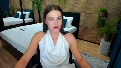 Amanda online show from September 18, 10:17 am