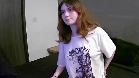 Alice and Max online show from October 10, 6:23 am