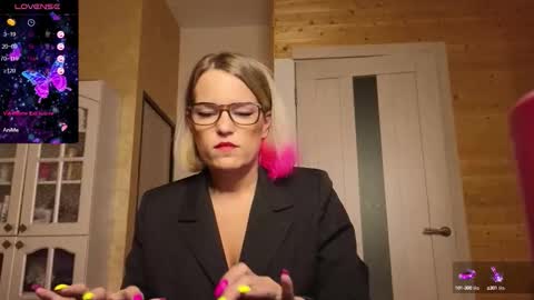 Lady online show from October 17, 1:09 am