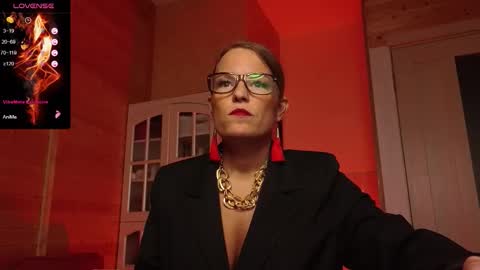 Lady online show from November 4, 3:16 am